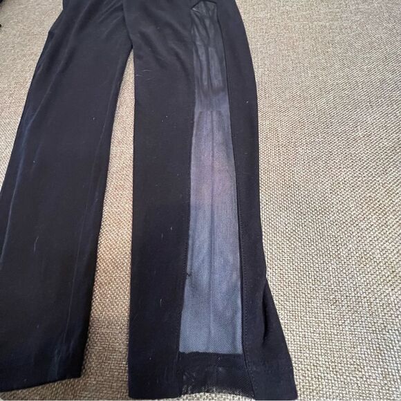 Black XL Sheer Panel Active Leggings - No Boundaries - Picture 5 of 5
